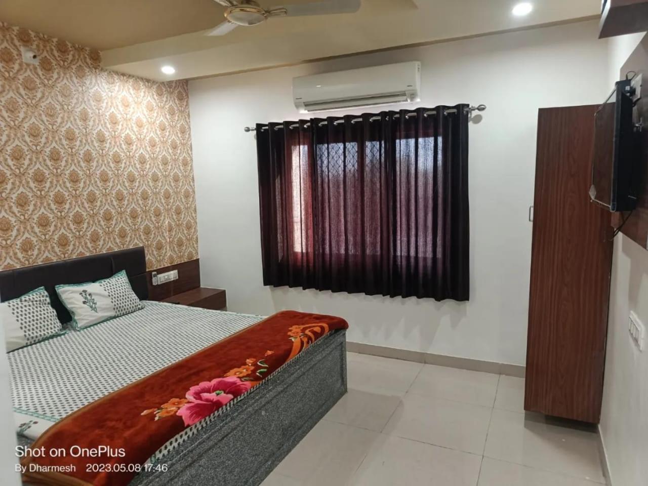 Hotel Pawar Palace And Restaurant Kelwa  Luaran gambar